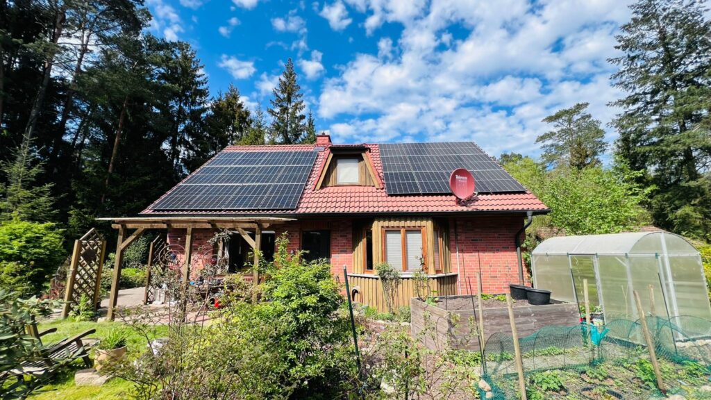Photovoltaikanlage Solar-Stunde GmbH